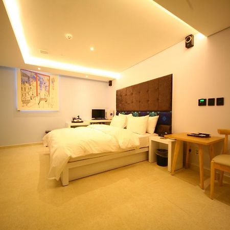 Diva Hotel Seoul Bagian luar foto