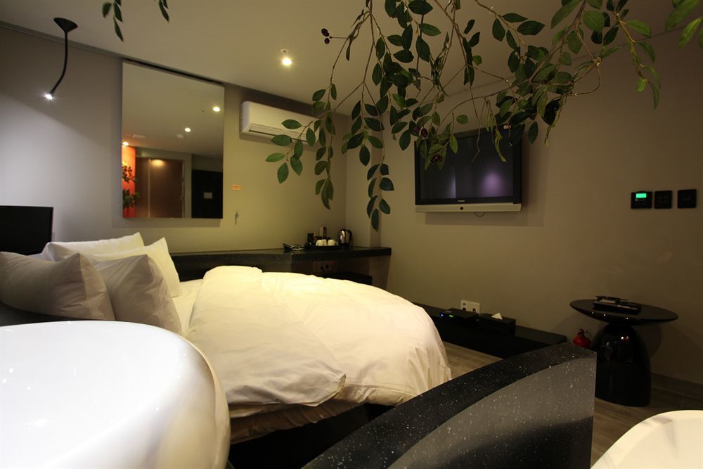 Diva Hotel Seoul Bagian luar foto